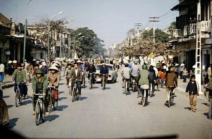 Mỹ Tâm: Họa mi tóc nâu và mối quan hệ với học trò