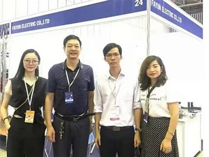 Chấm điểm loạt “green flags” - Cảm hứng video marketing từ Hotspot Matrix